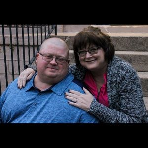 Meet your Posher, Dee